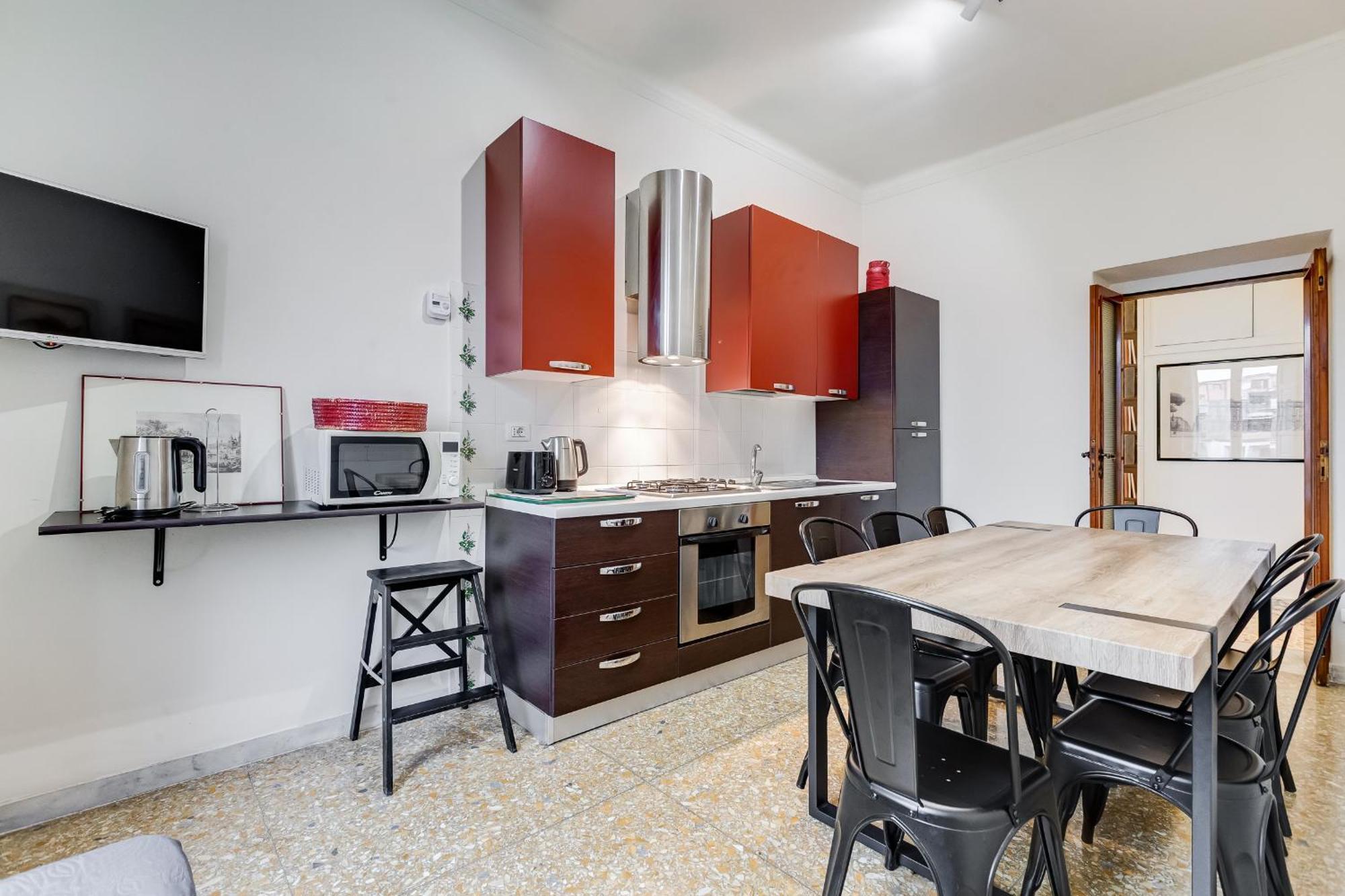 Vivilo Collection - San Vito View - 3 Bdr 2 Baths Rom